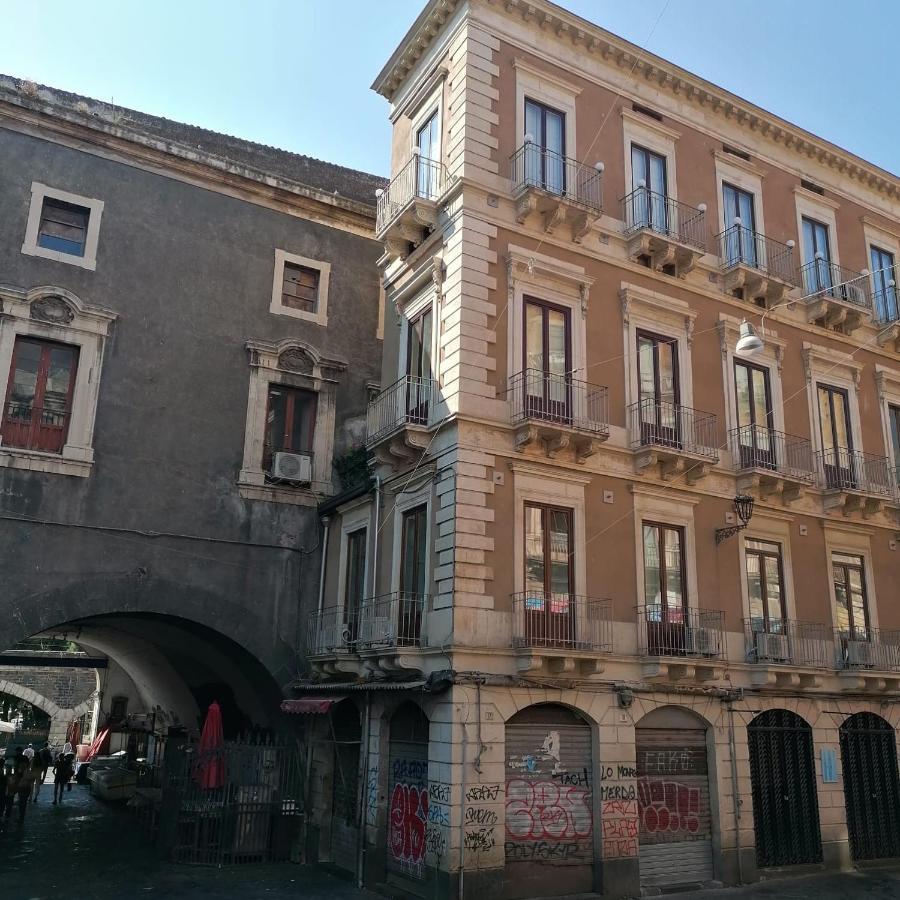 A Piscaria Apartment Catania Luaran gambar
