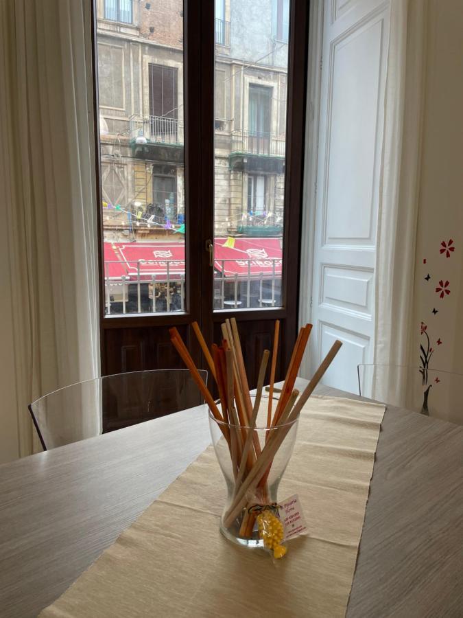 A Piscaria Apartment Catania Luaran gambar