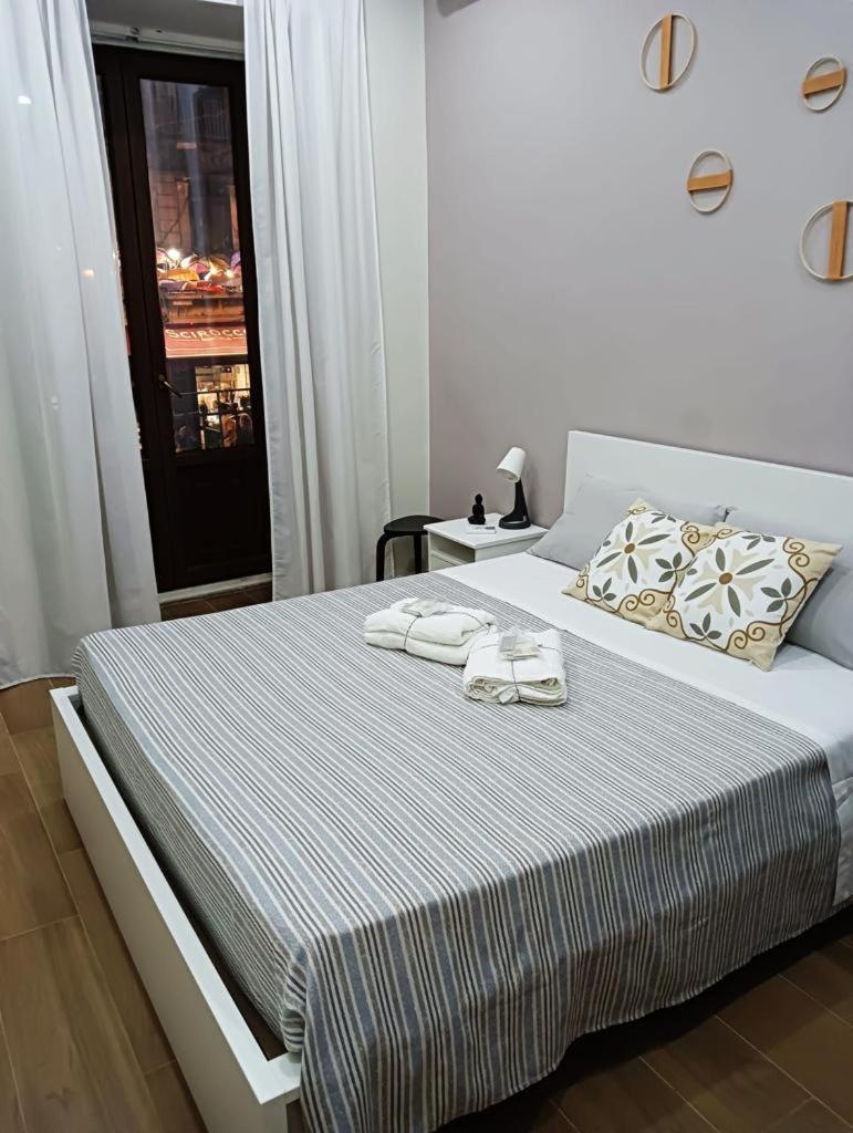 A Piscaria Apartment Catania Luaran gambar